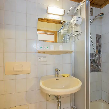 לינה וארוחת בוקר Rieder *